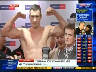 Vitali Klitschko slapped by Dereck Chisora at the weigh-in