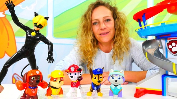 Sihirli Kutuda, Paw Patrol ekibini arıyor.