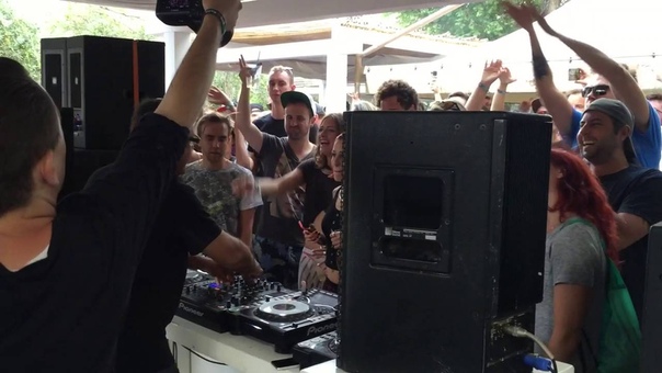 London Elektricity Hospitality Ambra Day Sun and Bass