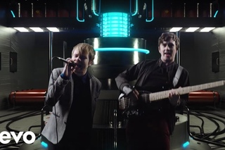 Enter Shikari - Torn Apart