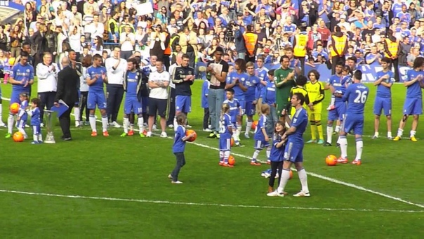 Chelsea Lap Of Honour 2012,