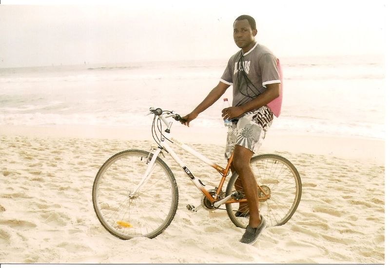 Nefer Kikounga kjamesalain | Воронеж