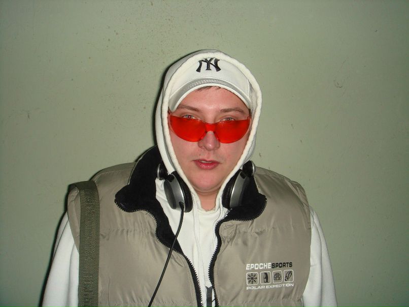 Толик Котеленец | Москва