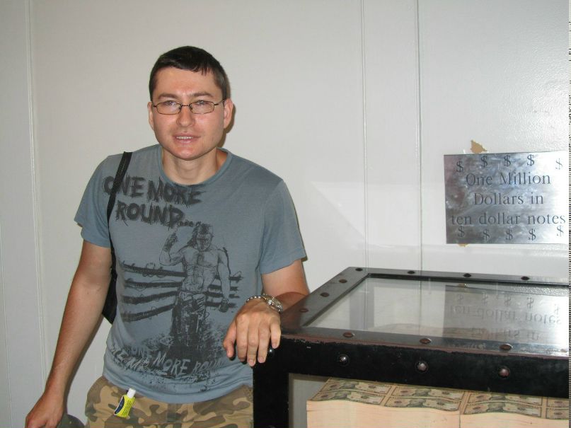 Юхт Владимир | London