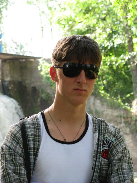 №9, Олег Яковлев №9, Олег Яковлев