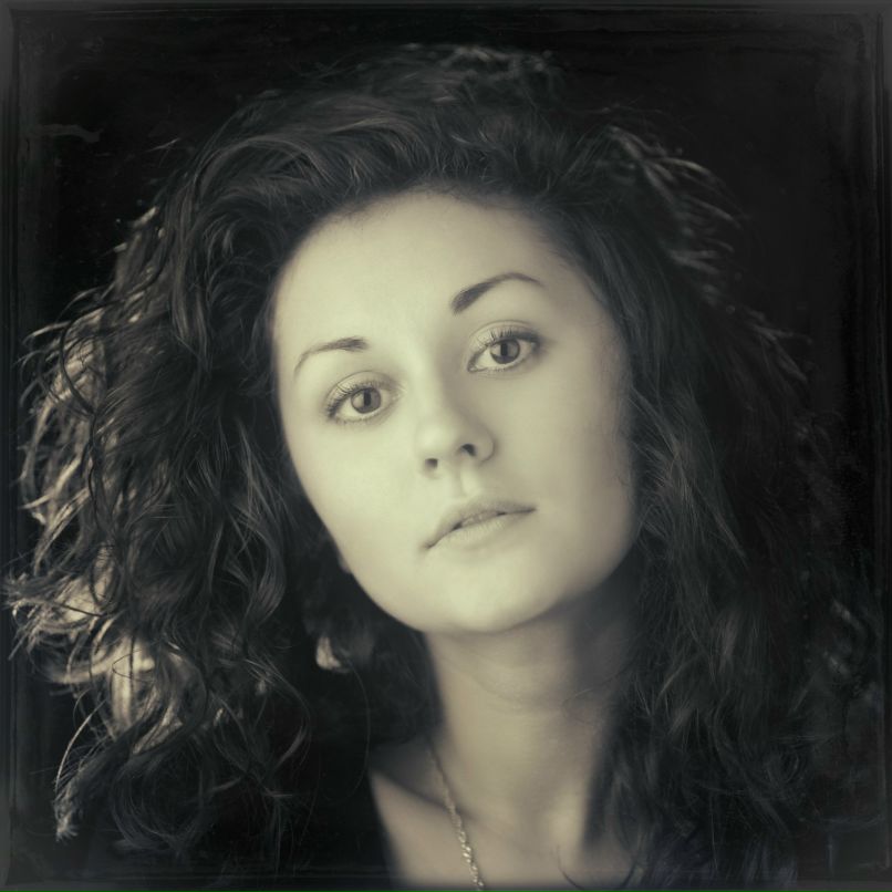 Yulia Santos | Frankfurt am Main