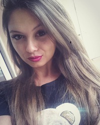Наташа Зимина
