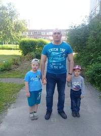 Александр Новиков