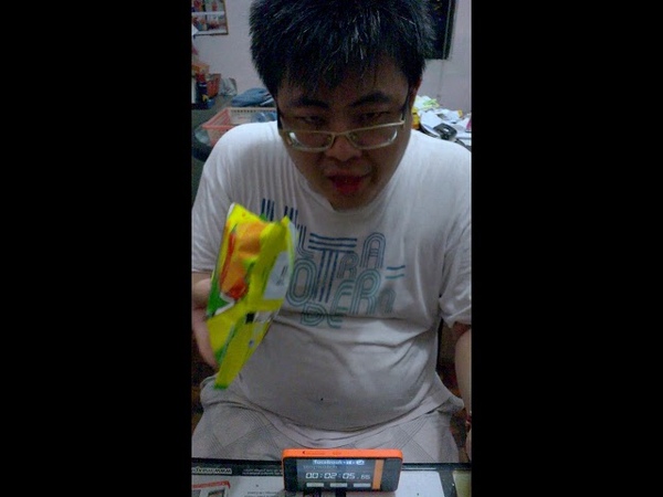 1 minute challenge eat one snack Sawadee Thai Sweet chilli 65