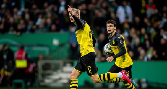 Надежда BVB на второй круг - Холанд и Рейна