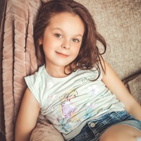 Викуля Александрова |