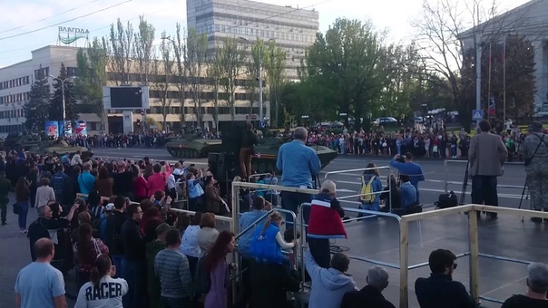 Генеральная репетиция Парада Победы в Донецке. Танки, САУ,