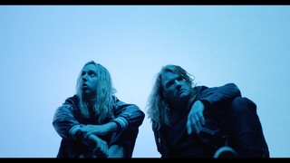 Underoath - Teeth (Official Music Video)