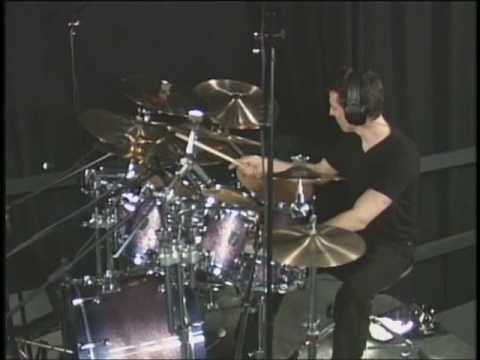 Tom Knight performs Stephanies