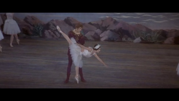 Tamara Toumanova Fragments of Entrance and PDD from Act 2, Swan