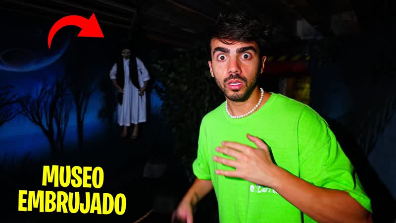 UNA NIÑ A FANTASMA VIVE EN ESTE
