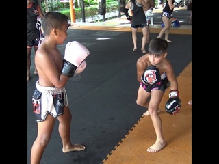 Ramadan Ondash & Yodmanut boxing sparring