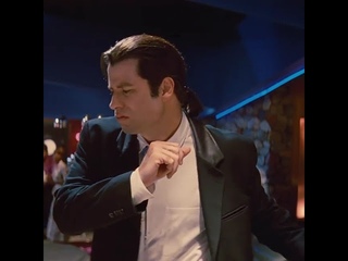 Uma Thurman and John Travolta also like to dance. Ума Турман та Джон Траволта теж люблять танцювати.